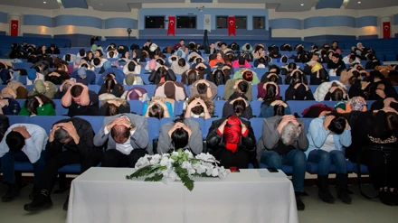 Selçuk Üniversitesinde 6 Şubat depremleri için anma programı düzenlendi